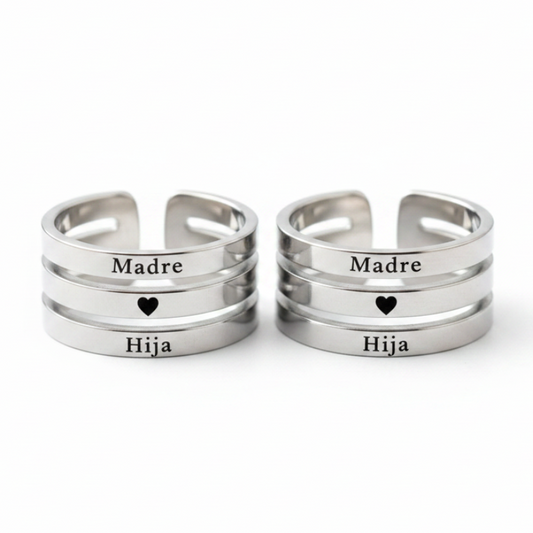 Imagen de anillos Madre Hija sobre fondo blanco